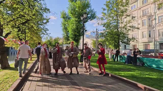 Праздник на Чистых прудах
