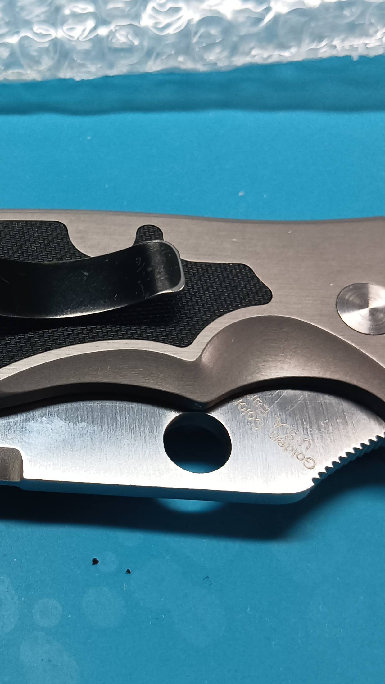 Складной карманный нож Spyderco Embassy C121P.