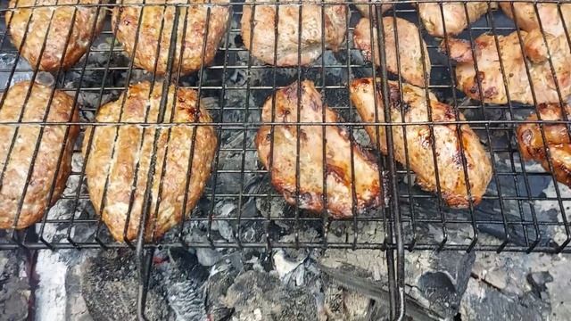 Домашняя еда. (серия готовим сами на мангале) ..  (1)