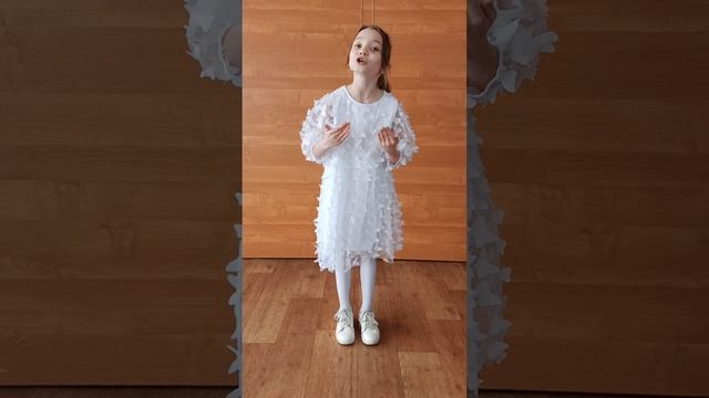 Попова Аюна, Центр творчества Свежий ветер, г. Тольятти.  Лауреаты конкурса Чтецов.