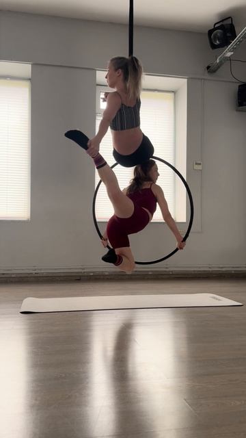 Aerial Hoop Duo Воздушное кольцо дуэт