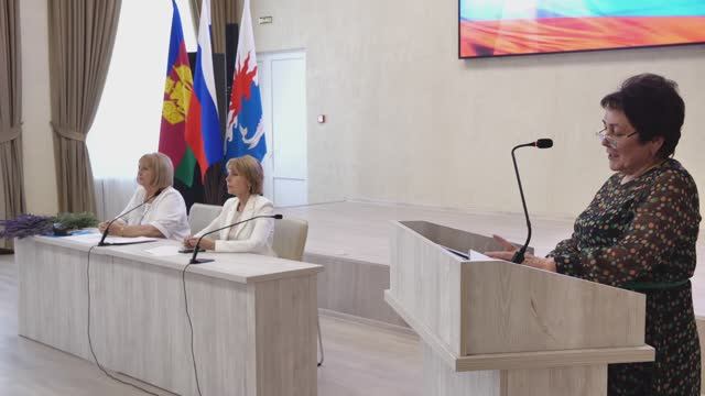 В Приморско-Ахтарске состоялось очередное заседание Общественной палаты.