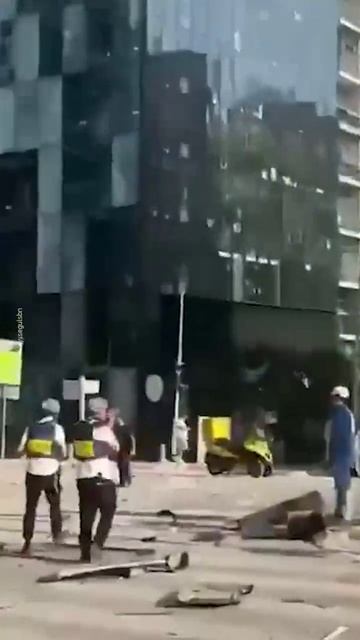 Так выглядит центр Тель-Авива после ответных ударов Ирана по Израилю !!!
