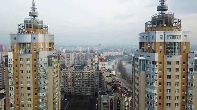 Города. Музыка Сергея Чекалина.
