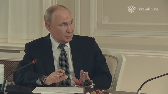 ‼️🇷🇺🇺🇦Нужно не просто урегулировать конфликт на Украине сейчас,но найти решение надолго, - Путин