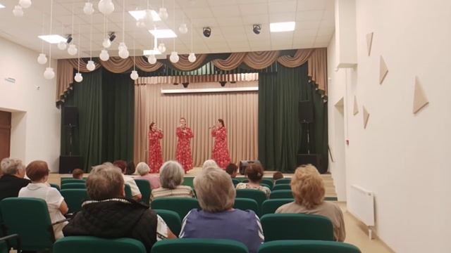 Концерт Народного  ансамбля народной песни "Славица"