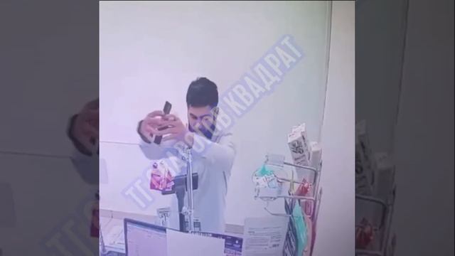 В Москве бородач украл анальную смазку !!!