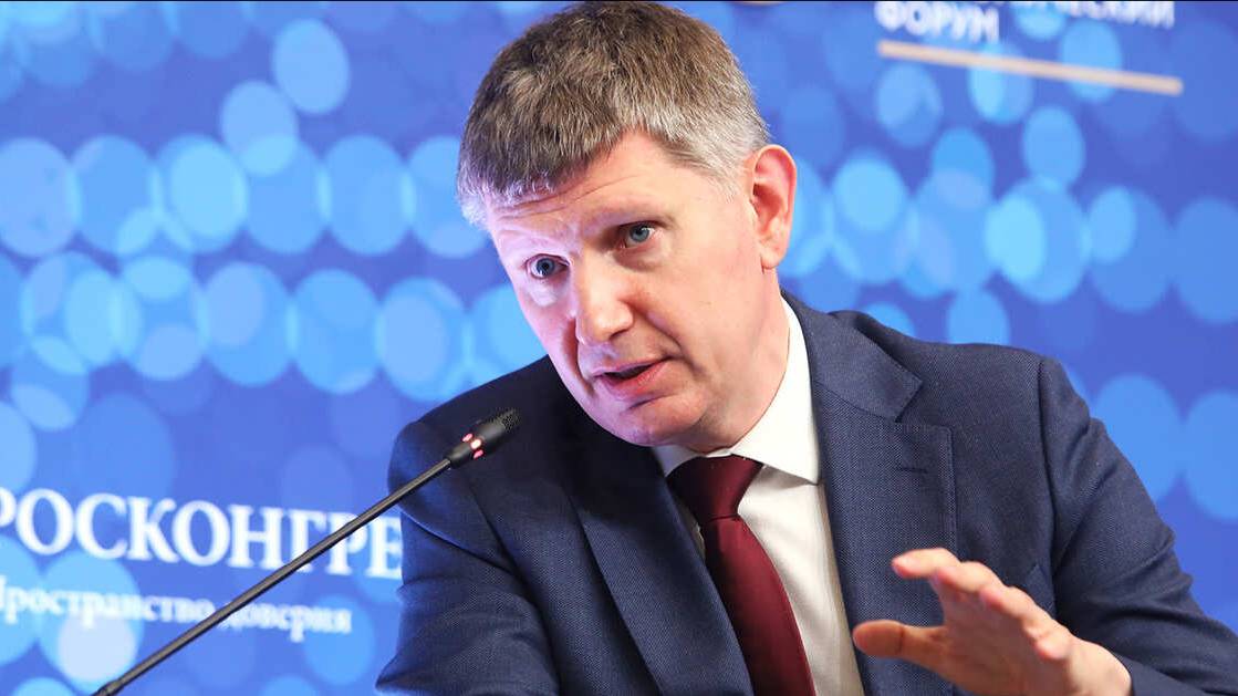 Решетников: ужесточение финансовых условий создает риски для роста экономики