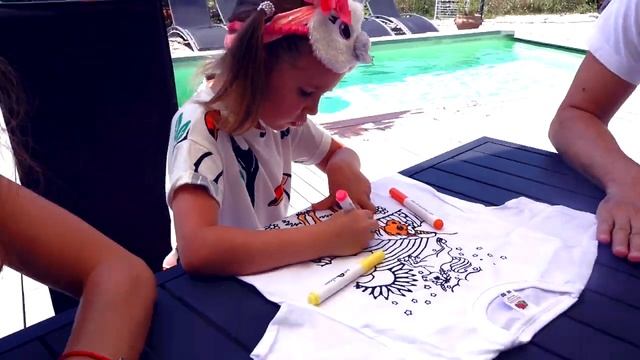 Мисс Кэйти и Мистер Макс (Miss Katy) Катя и Макс играют с папой в Три маркера ЧЕллЕнДЖ