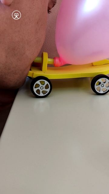 автомобиль на реактивной тяге 🏎️🚀