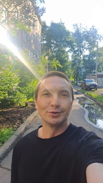 Управление Жигулями всё в ручную хорошо развивают мозг, тренируют руки, на Лексусе всё контролирует