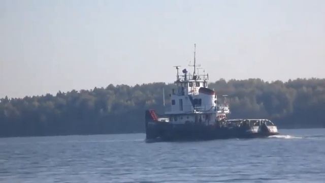 Далёкий отчий дом -  Автор музыка и исполняет Аверьянов Сергей