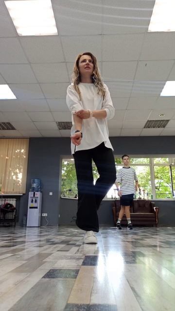 House dance 🌺 dance lessons