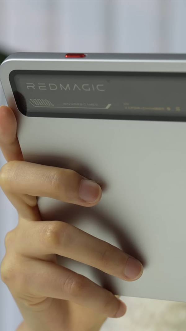 Это НЕ планшет, а КИБЕРПУШКА! Red Magic Pad 3 Pro удивляет🚀 #shorts #RedMagicPad3Pro #RedMagic