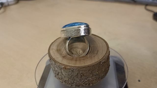 Серебряное кольцо с АПАТИТОМ. левин павел серебро.
