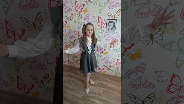 Смирнова Милана, МБУ школа № 32, г. Тольятти.  Лауреаты конкурса Чтецов.