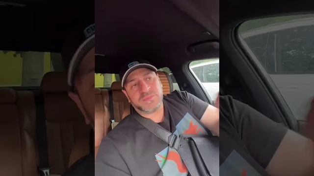 ☝️А теперь ждём от вас чего-нибудь похожего на китайский автопром, сколько вам времени дать? Месяц,