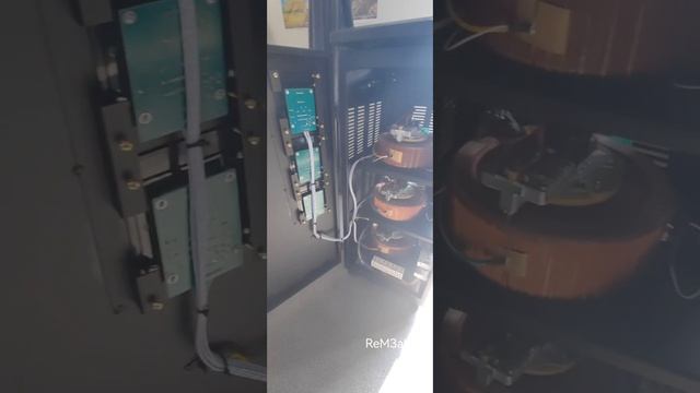 Стабилизатор напряжения Ресанта ACH-9000/3-ЭМ, 9кВт / обзор