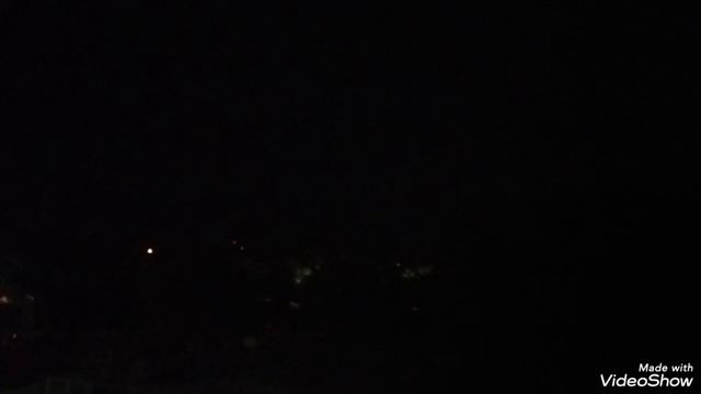 гроза надвигается//на город//