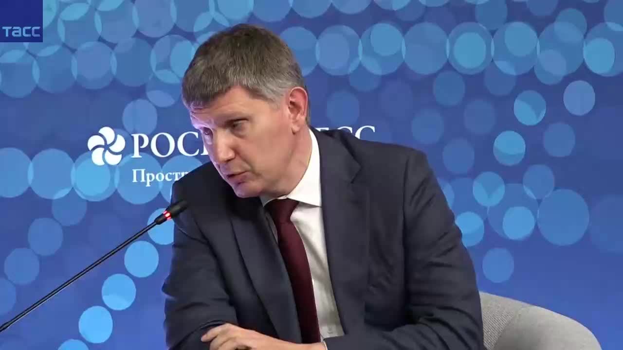 Набиуллина и Решетников выступают на сессии в рамках ПМЭФ-2025