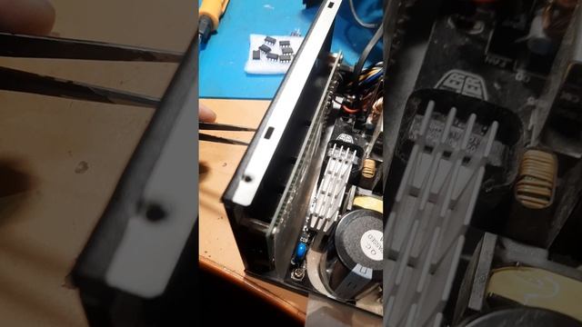 Блок питания Cooler Master MWE GOLD 750. Замена ST9S313A и 54B65 SOP-8 (NCP1654).