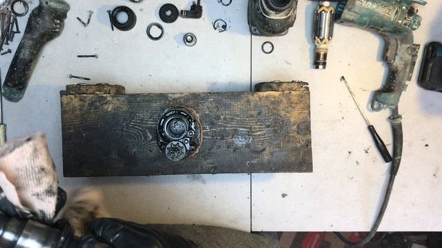 Ремонт перфоратора Makita 2470  19 июня.