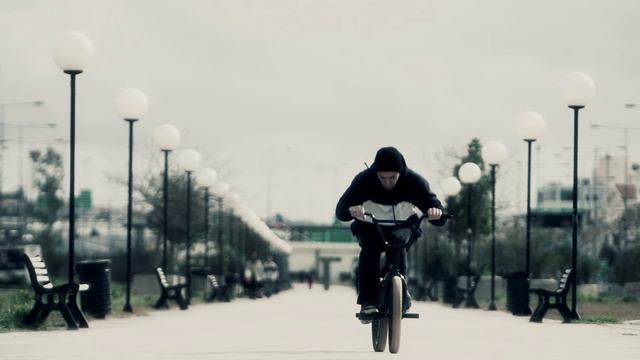 5.3. Эффект Glitch на видео и тексте