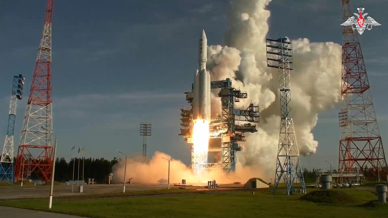 Запуск ракеты-носителя "Ангара-А5" показали на видео