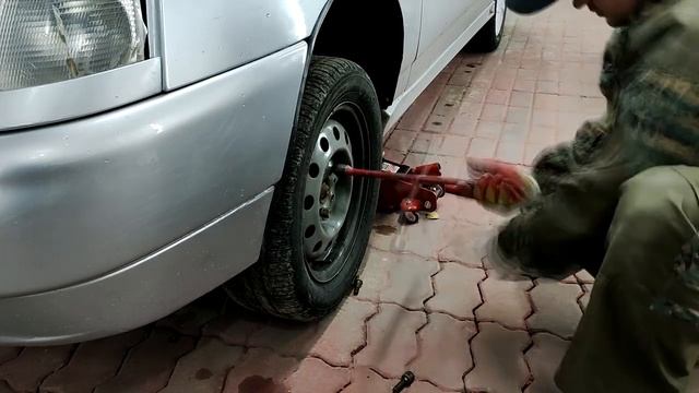 Как поменять колеса на ваз 2112 своими руками. Замена колес лето на зиму.