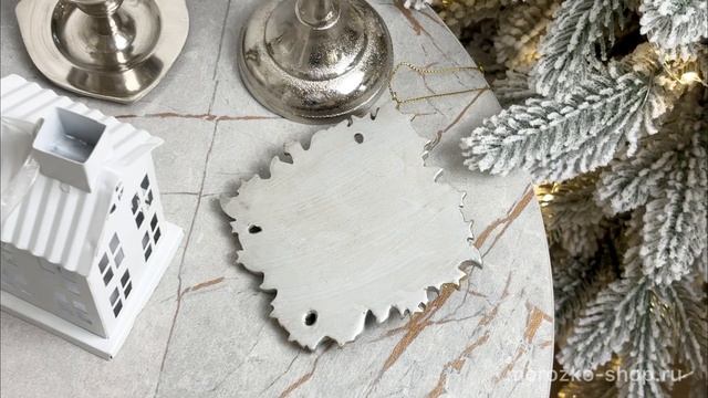 Ёлочная игрушка-медальон СОКРОВЕННОСТЬ РОЖДЕСТВА - СВЯТОЕ СЕМЕЙСТВО, полистоун, серебряный, E0678-1