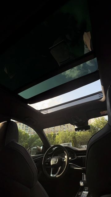 Rs q8