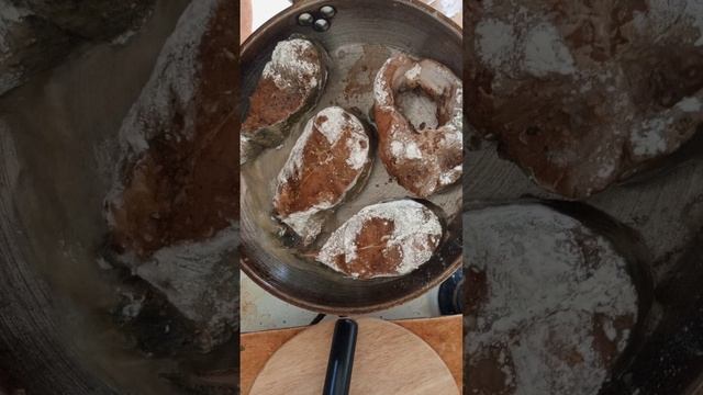 Жарим сом 
#еда #сом #блюдо #кулинария #рыба