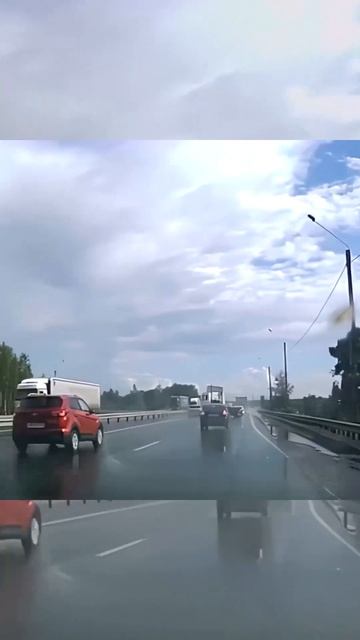 Закружило голову грузовика.
