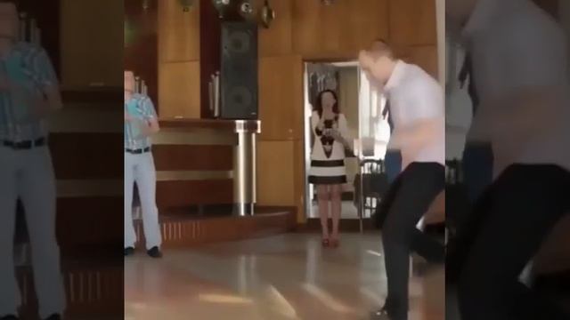 Танцы