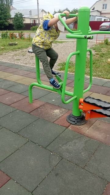 1000043153.mp4
