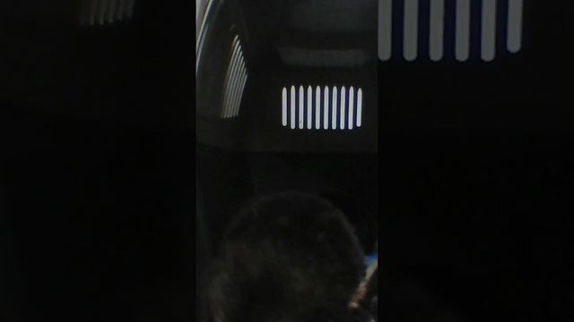 Малыш Балу не хочет спать.