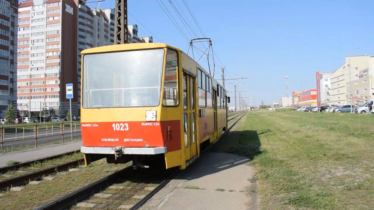 Трамвай Tatra T6B5SU-1023. Покатушки по Барнаулу (вид сзади).