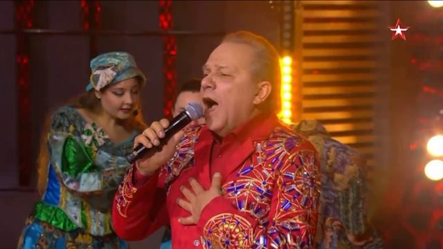 "ЗАГУЛЯЮ" Владимир Девятов и Баян Микс на телеканале Звезда, 
музыка С.Войтенко, слова Р.Уварова