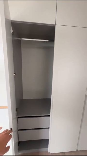 Шкаф