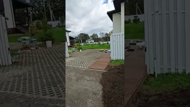 Установка откатных ворот с автоматикой, обшивка - деревянный штакет