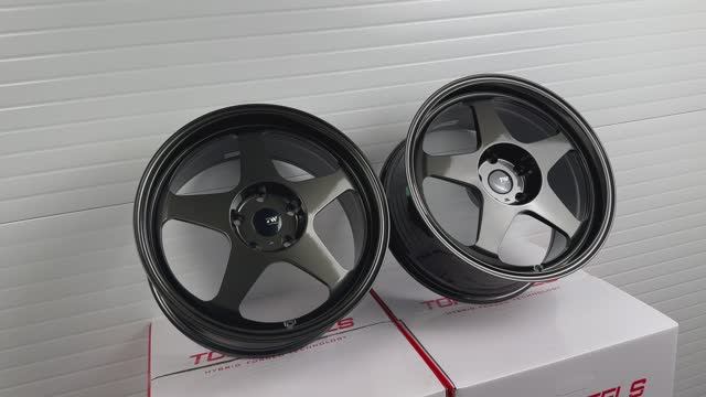 Topwheels GT06 18 8.5/9.5J 5X120 72.6 вес 9,1kg Gunmetal