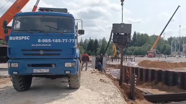 Погружение шпунта Ларсена 📞 +7 (985) 185-77-77 Услуги бурения