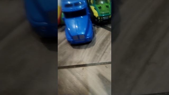 распродаю Коллекцию машинок часть 96