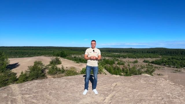 Меня зовут Александр Котин, мне 40 лет, я бизнесмен, отец двоих детей и человек который любит жизнь.