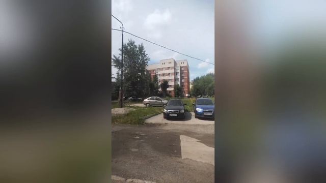 Продаётся квартира в г. Каменск-Уральский, р-н Красногорский, ул. Октябрьская