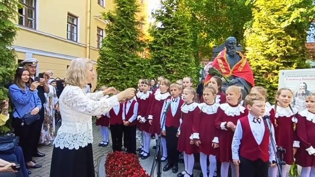 "Человек - собаке друг", Большой детский хор им. В. Попова, младшая группа, соло Фёдор Кобелев.