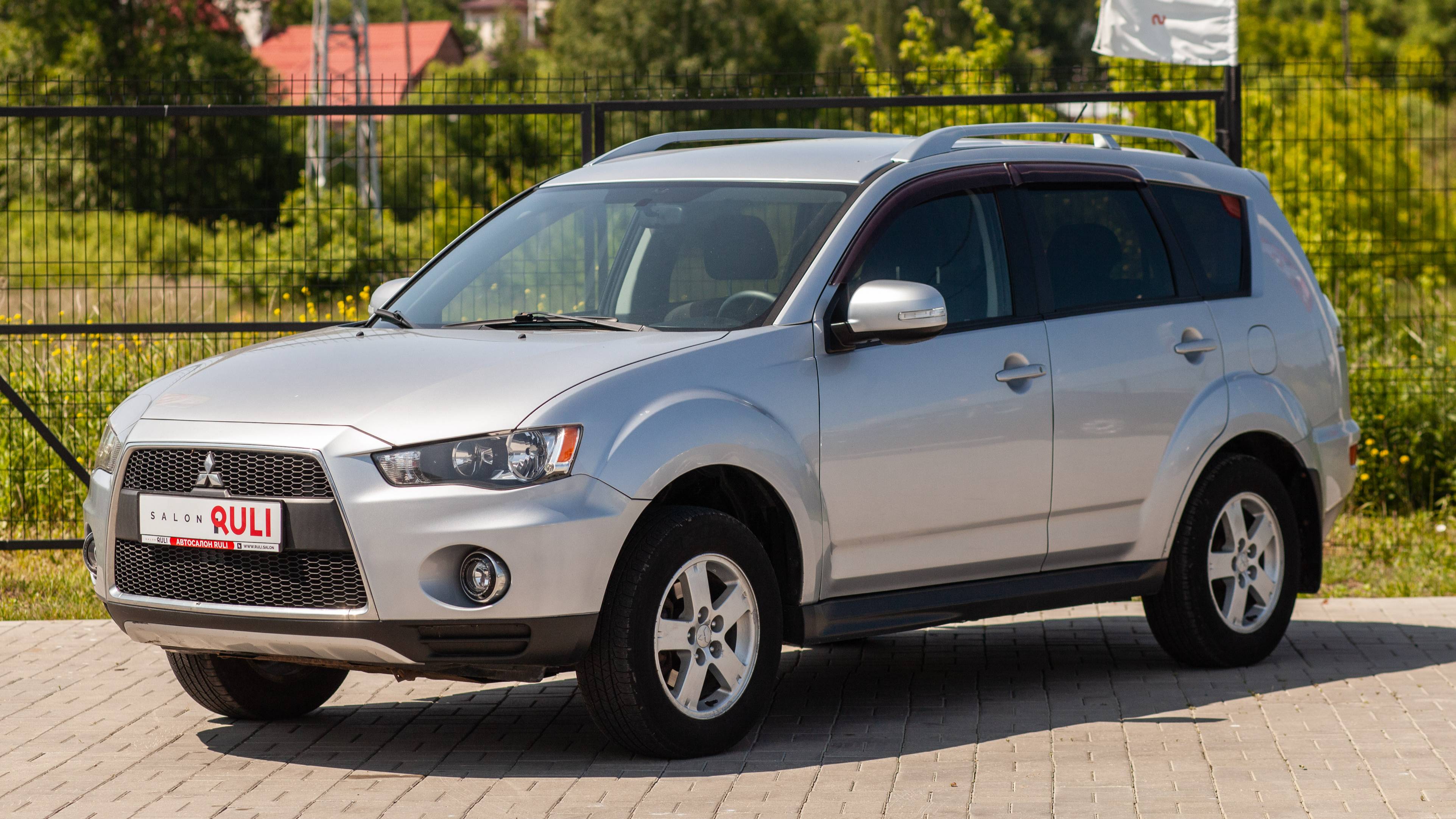 Mitsubishi Outlander II, 2009