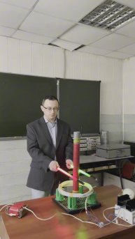 Трансформатор Николы Тесла