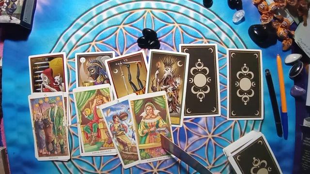 Куда поступить учиться? Какой институт, какой колледж ?