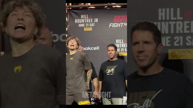 ВЗРЫВНОЙ выход Алексеевой на СТЕРДАУН с Сыгулой перед боем на UFC в Баку